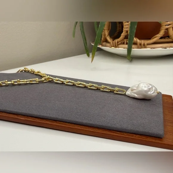 Vanessa Mooney Gold Bar Link Chain Baroque Pearl Lariat Necklace Statement - Picture 4 of 8